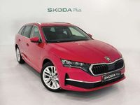 Usado Skoda Octavia Selection 150 CV (110 kW) 2025 Rojo Familiar