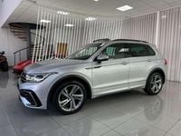 Begagnad VW Tiguan R-line 150 HK (110 kW) 2023 Grå SUV