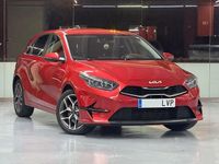 Usado Kia Ceed 101 CV (74 kW) 2021 Rojo Utilitario