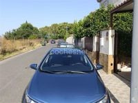 Usado Toyota Auris Active 116 CV (85 kW) 2016 Azul Berlina