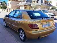 Usado Citroën Xsara Exclusive 90 CV (66 kW) 2002 Naranja Berlina