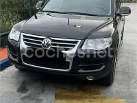 Usado VW Touareg 225 CV (165 kW) 2008 Negro SUV