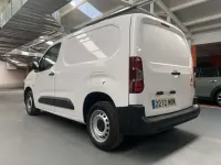 Usado Citroën Berlingo 102 CV (75 kW) 2022 Blanco Monovolumen