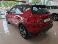 Usado Seat Arona FR 115 CV (84 kW) 2025 Rojo SUV
