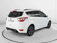 Usado Ford Kuga ST-Line 150 CV (110 kW) 2018 Blanco SUV
