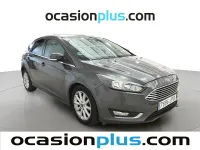 Usado Ford Focus Titanium 120 CV (88 kW) 2016 Gris Utilitario