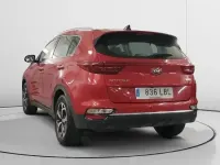 Usado Kia Sportage 115 CV (84 kW) 2019 Rojo SUV
