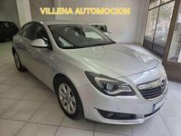 Usado Opel Insignia Selective 120 CV (88 kW) 2017 Plateado Berlina