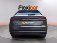 Usado Audi Q8 Premium 340 CV (250 kW) 2020 Gris SUV