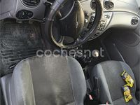 Usado Ford Focus Ambiente 90 CV (66 kW) 2002 Verde Familiar