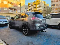 Usado Nissan X-Trail Tekna 130 CV (95 kW) 2016 Gris / plata SUV