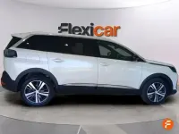 Usado Peugeot 5008 Allure 130 HP (95 kW) 2024 Branco SUV