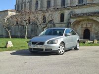 Usado Volvo S40 Momentum 136 CV (100 kW) 2006 Gris / plata Berlina