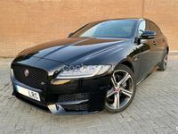 Usado Jaguar XF R-Sport 180 CV (132 kW) 2020 Negro Berlina