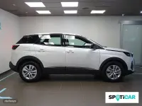 Usado Peugeot 3008 Active 130 CV (95 kW) 2023 Blanco SUV