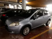 Usado Fiat Grande Punto Dynamic 77 CV (56 kW) 2006 Azul Utilitario
