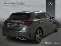 Usado Mercedes A180 AMG line 116 CV (85 kW) 2024 Gris montaña Berlina