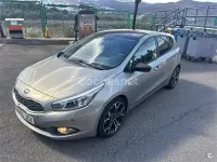 Usado Kia Ceed GT 128 CV (94 kW) 2015 Beige Berlina