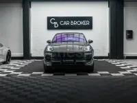 Usado Porsche Macan Turbo Performance Package 440 CV (323 kW) 2018 Gris / plata SUV