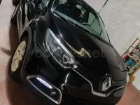 Usado Renault Captur Zen 90 CV (66 kW) 2013 Negro SUV