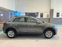 Usado VW T-Roc Advance 150 CV (110 kW) 2019 Gris / plata SUV