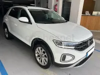 Usado VW T-Roc Life 150 CV (110 kW) 2023 Blanco SUV