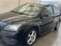 Begagnad Ford Focus Trend 115 HK (84 kW) 2007 Svart Sedan