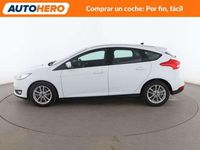Usado Ford Focus Trend 125 CV (91 kW) 2015 Blanco Berlina