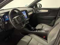 Ny Volvo XC40 Plus 163 HK (119 kW) 2026 Svart SUV