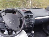 Usado Renault Clio II 60 CV (44 kW) 2004 Negro Berlina
