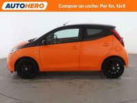 Usado Toyota Aygo X-play 72 CV (52 kW) 2019 Naranja Utilitario