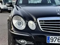 Usado Mercedes E280 Avantgarde 190 CV (139 kW) 2007 Negro Berlina