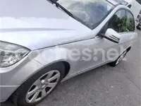 Usado Mercedes E200 Avantgarde 136 CV (100 kW) 2011 Gris / plata Familiar