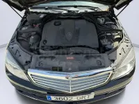 Usado Mercedes C220 Elegance 170 CV (125 kW) 2008 Negro Berlina