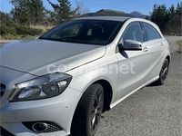 Usado Mercedes A180 Urban 122 CV (89 kW) 2013 Gris / plata Berlina