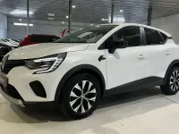 Usado Renault Captur Evolution 90 CV (66 kW) 2023 Blanco SUV