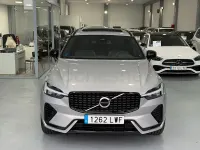 Usado Volvo XC60 Ultimate 351 CV (258 kW) 2022 Gris / plata SUV