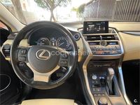 Usado Lexus NX300h Executive Line 197 CV (144 kW) 2015 Negro SUV