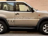 Usado Nissan Terrano Comfort 100 CV (73 kW) 2000 Beige SUV