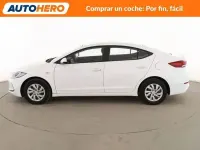 Usado Hyundai Elantra 128 CV (94 kW) 2018 Blanco Berlina