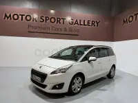 Usado Peugeot 5008 Active 120 CV (88 kW) 2016 Blanco Monovolumen