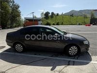 Usado VW Passat Advance 140 CV (102 kW) 2010 Gris / plata Berlina