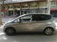 Usado Honda Jazz Elegance 98 CV (72 kW) 2011 Gris / plata Utilitario