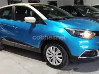 Usado Renault Captur Intens 90 CV (66 kW) 2017 Azul SUV