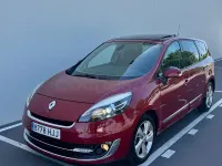 Usado Renault Grand Scénic III Dynamique 130 CV (95 kW) 2012 Granate Monovolumen