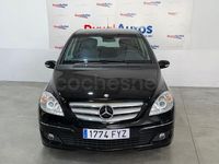 Usado Mercedes B200 136 CV (100 kW) 2008 Negro Monovolumen