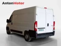 Usado Peugeot Boxer S 140 CV (102 kW) 2021 Blanco Van