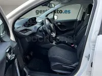 Usado Peugeot 208 Active 99 CV (72 kW) 2018 Blanco Utilitario
