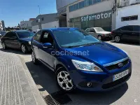 Usado Ford Focus Trend 109 CV (80 kW) 2009 Azul Berlina