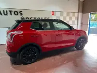 Usado SsangYong Tivoli Limited 115 CV (84 kW) 2017 Rojo SUV